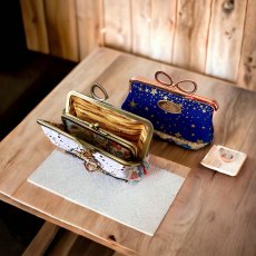 画像2: ３割引きセール中【型紙＆レシピ付き口金】12cm角型親子がま口財布（リボンAG） (2)