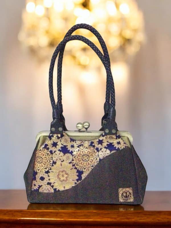 ハンドメイド　大きながま口バッグ　#B49 大作「大きな大きながま口バッグ」 | 手刺繍のHandmade nyam